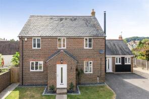 85, Gundry Road, Bridport DT6 4SE