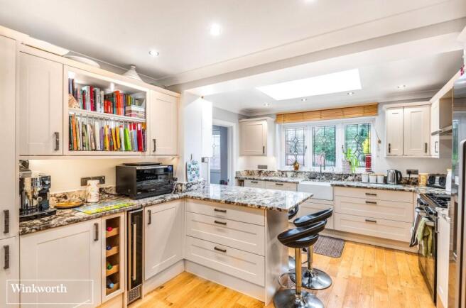 Kitchen/Breakfast