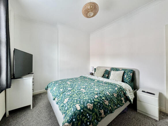 3 bed Terraced to rent Image 7