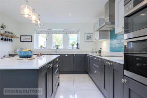 7, Woodland Walk, Meltham, Holmfirth HD9 4FE