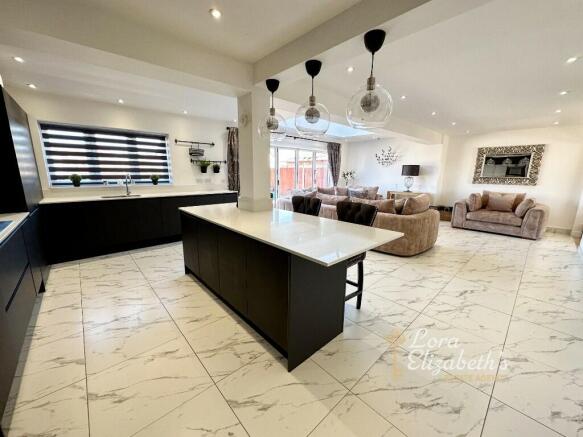 Kitchen/Diner/Lounge