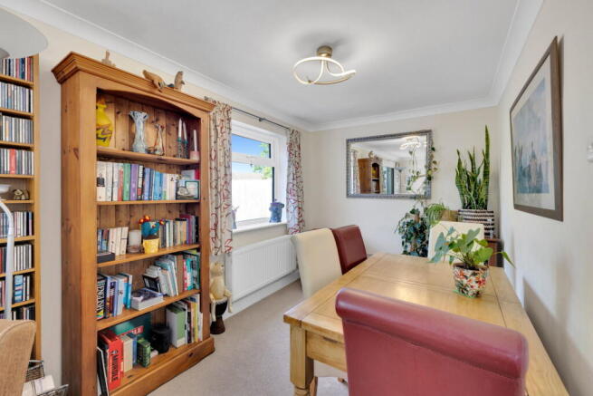 4 bed Detached Bungalow for sale Image 8