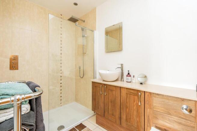 En Suite Shower Room