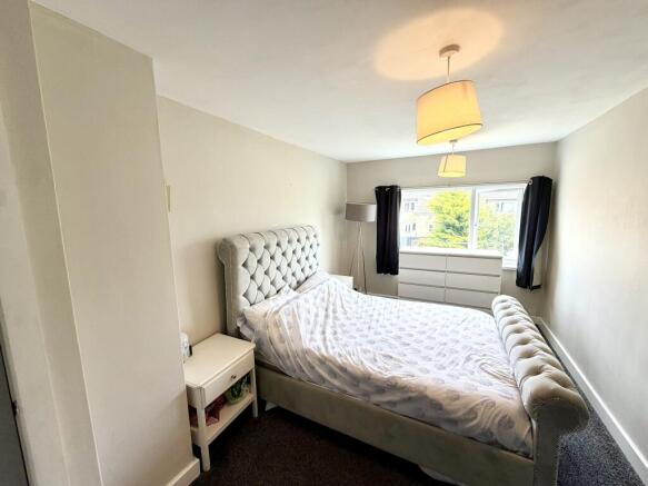 3 bed Terraced for sale Image 7