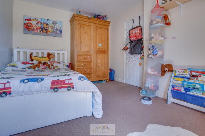 Bedroom 2.3