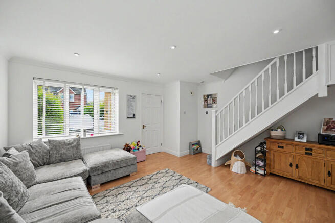 Ajax Close, Waterside, Rugby photo 4