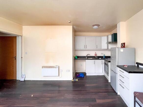 10 bed Block of Apartments for sale Image 11