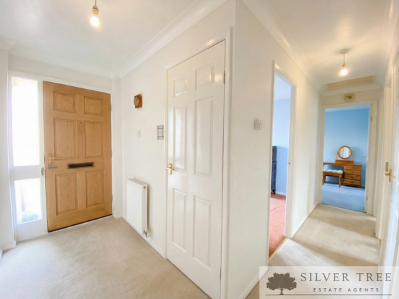 3 bed Detached Bungalow for sale Image 12