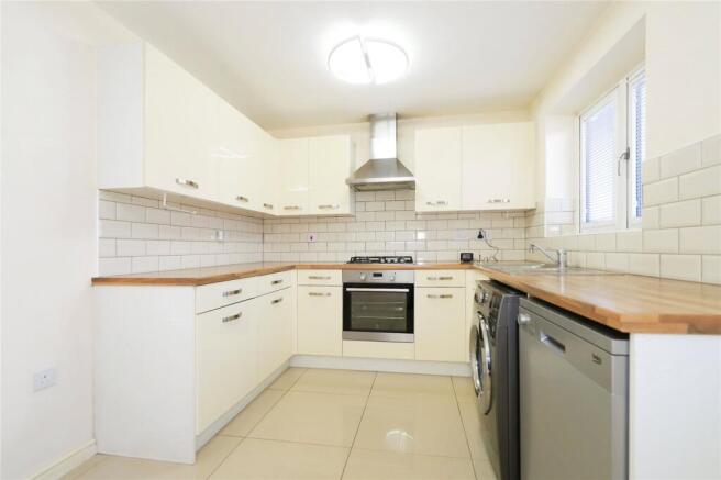Kitchen/ Dining