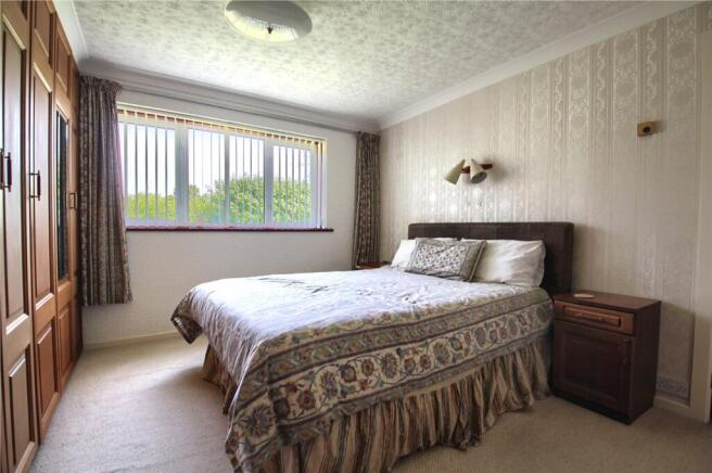 3 bed Detached Bungalow for sale Image 9