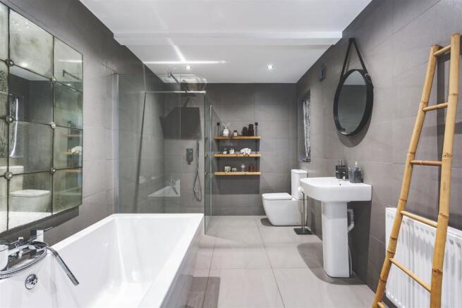 Contemporary Family Bathroom