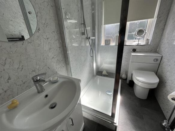 Family Shower Room