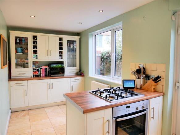 Fitted Kitchen