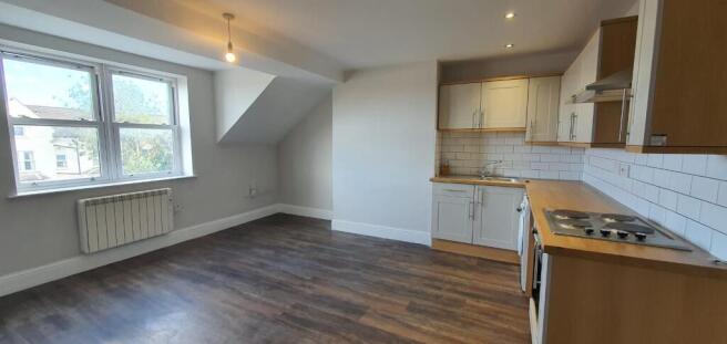 1 bed Flat to rent Image 4