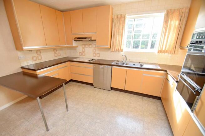 Kitchen/Breakfast Ro