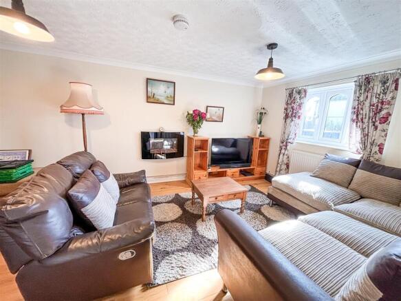 Living Room2.JPG