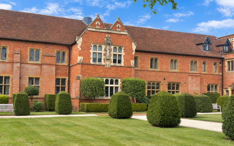 Abbey Gardens, Reading, RG7