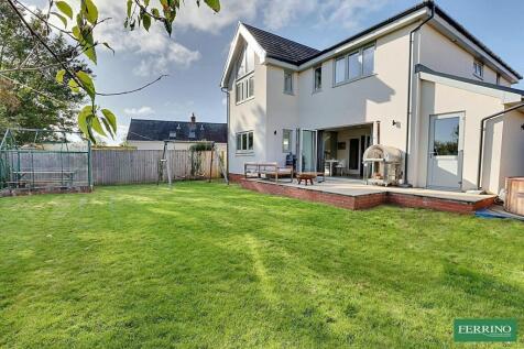 (4 Bed & 2 En-Suite), Beachley Road, Tutshill, Chepstow, Monmouthshire. NP16 7DJ