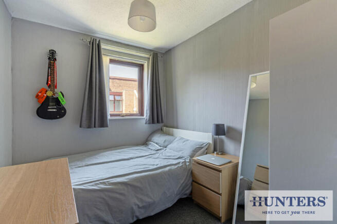 2 bed Flat for sale Image 9
