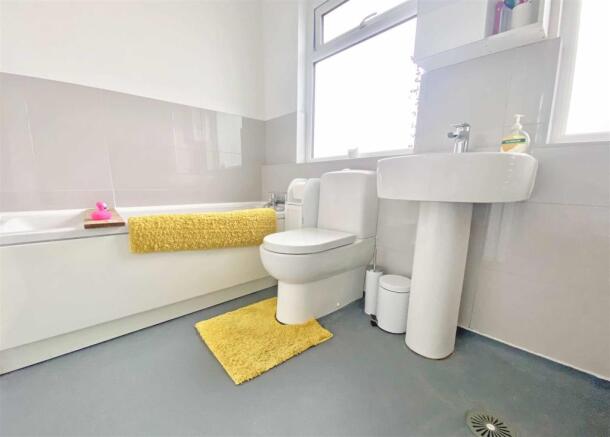 NEW Bathroom.jpg