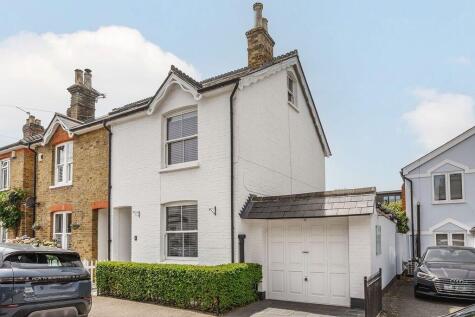 New Road, Weybridge