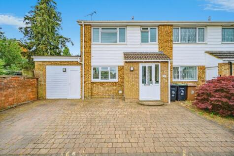 Roedean Close, Luton, Bedfordshire, LU2