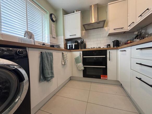 Greenacres, Barry, CF63 photo 5