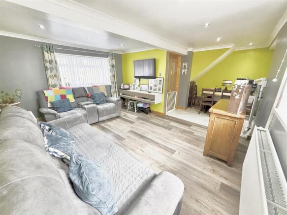 Cwmneol Place, Cwmaman, Aberdare photo 5