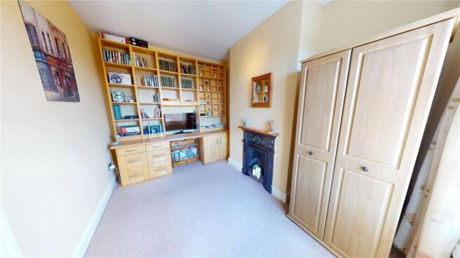 3 bed Terraced for sale Image 8