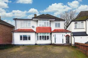 44, Kings Drive, Edgware HA8 8EE