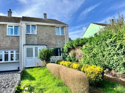 Churchill Walk, Saltash, PL12