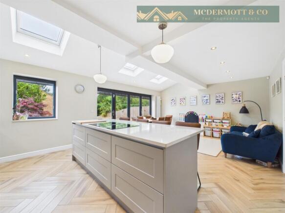 Kitchen/Dining Room