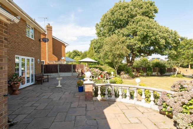 26 Dane Close 24.jpg
