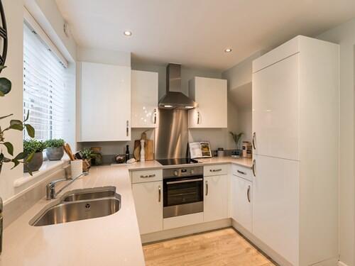 2 bed Semi-Detached for sale Image 2