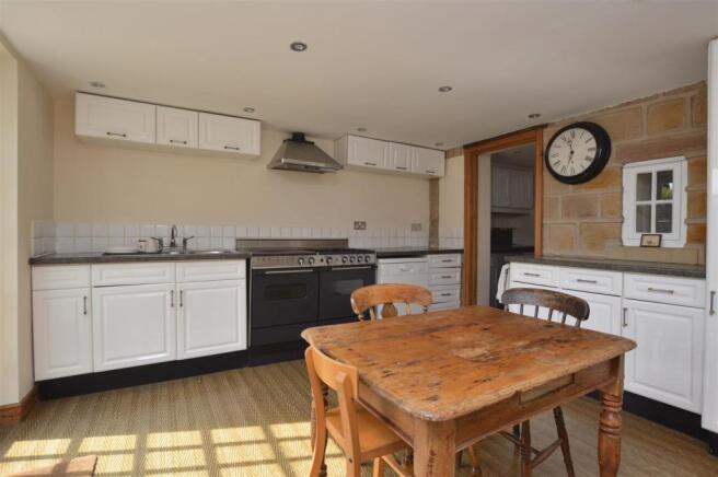 Kitchen/Dining Room