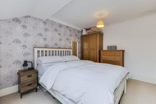 2 bed Flat for sale Image 9