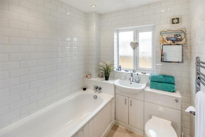 8577228-interior27.jpg