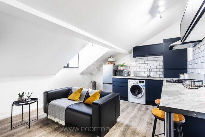 queens-road-ls6-1hy-1059672