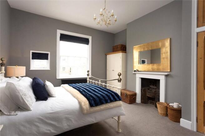 5 bed Terraced for sale Image 8