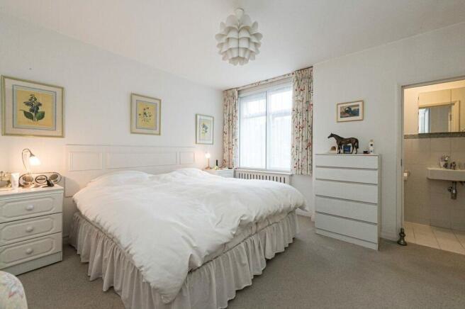 Abbotsbury House 13-020