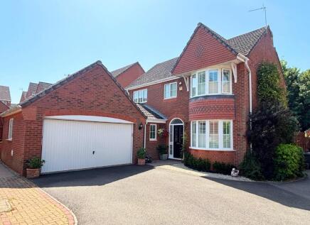 Wake Way, Grange Park, Northampton, NN4