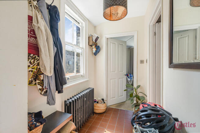 Hillfield Avenue, N8 photo 4