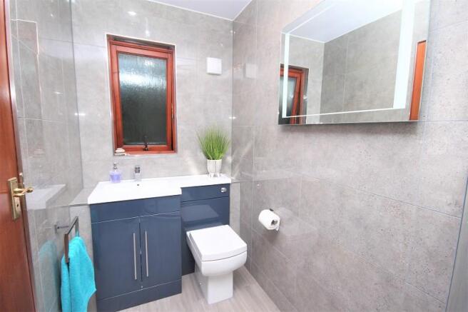 Master Ensuite
