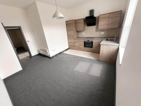 11 bed Flat for sale Image 12