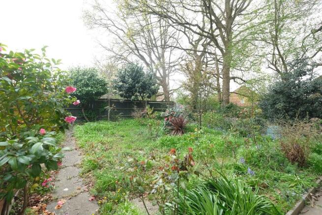 GARDEN 