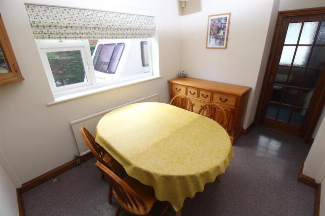 Dining Room.JPG