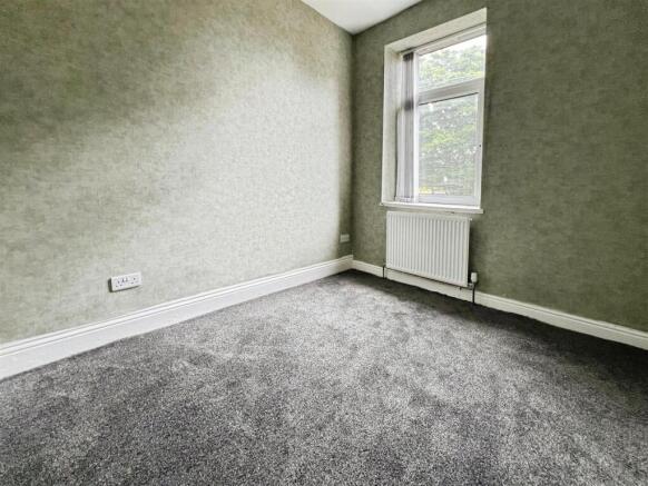4 bed Terraced for sale Image 11