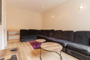 230, Heeley Road, Birmingham B29 6EN