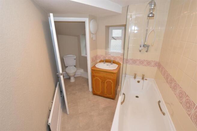 1 bed Apartment to rent Image 8
