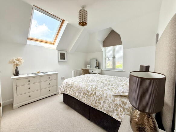 2 bed Apartment for sale Image 9